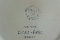 bird_pottery_olinala_aztec_plate_in_green_backstamp