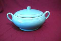 early_california_covered_casserole_in_turquoise