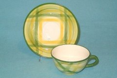 gingham_cup_and_saucer