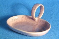tickled_pink_ring_handled_relish_dish_2